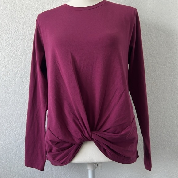 NWT Terez Bliss Twist Front Long Sleeve Peruvian Cotton Tee in Black Raspberry - Picture 6 of 10